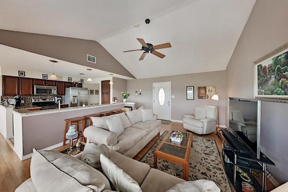 Lake Home w/ Private Hot Tub & Stunning Views home Image 6